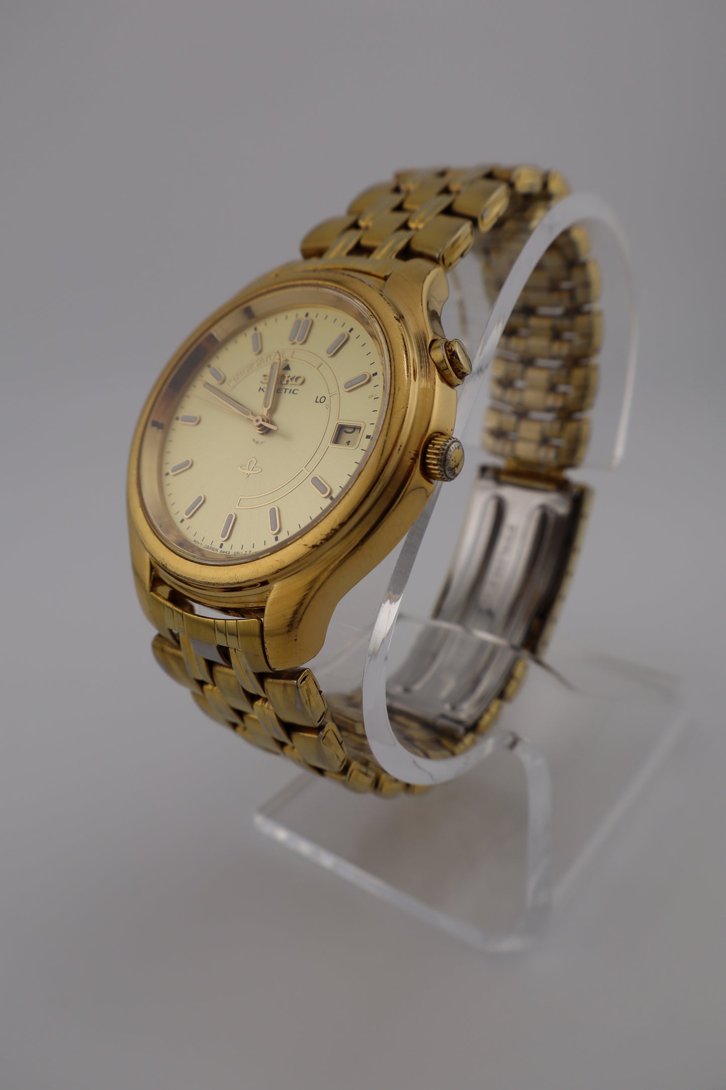 Vintage Seiko Kinetic Skeleton-Back 5M42-0A19 Men's Watch