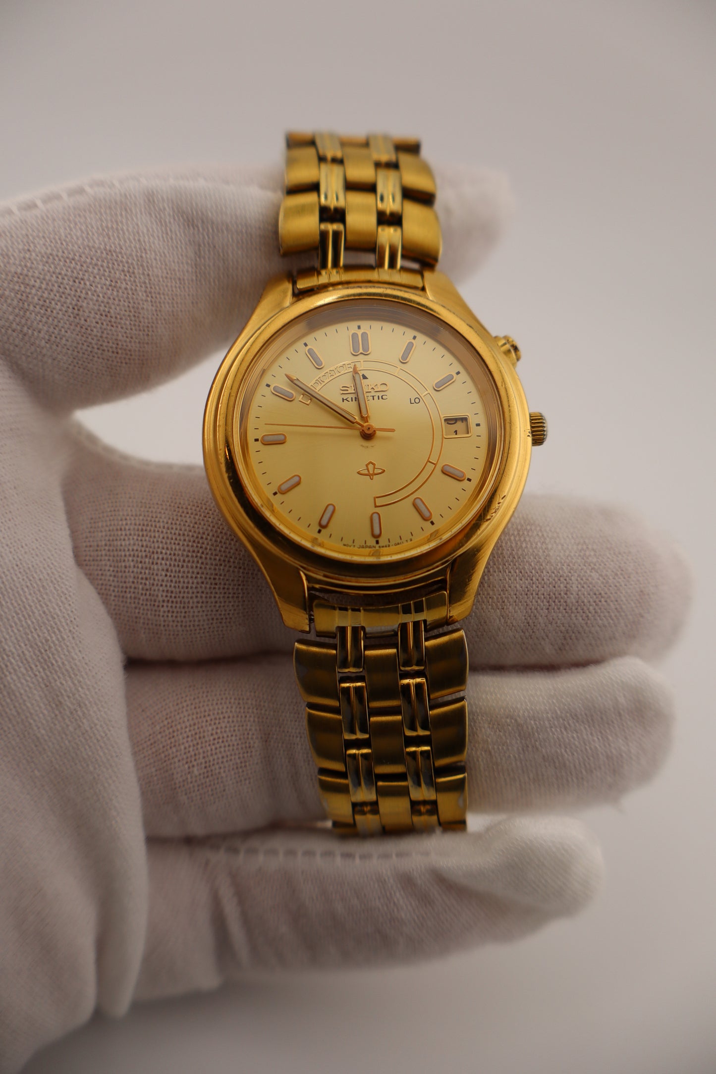 Vintage Seiko Kinetic Skeleton-Back 5M42-0A19 Men's Watch
