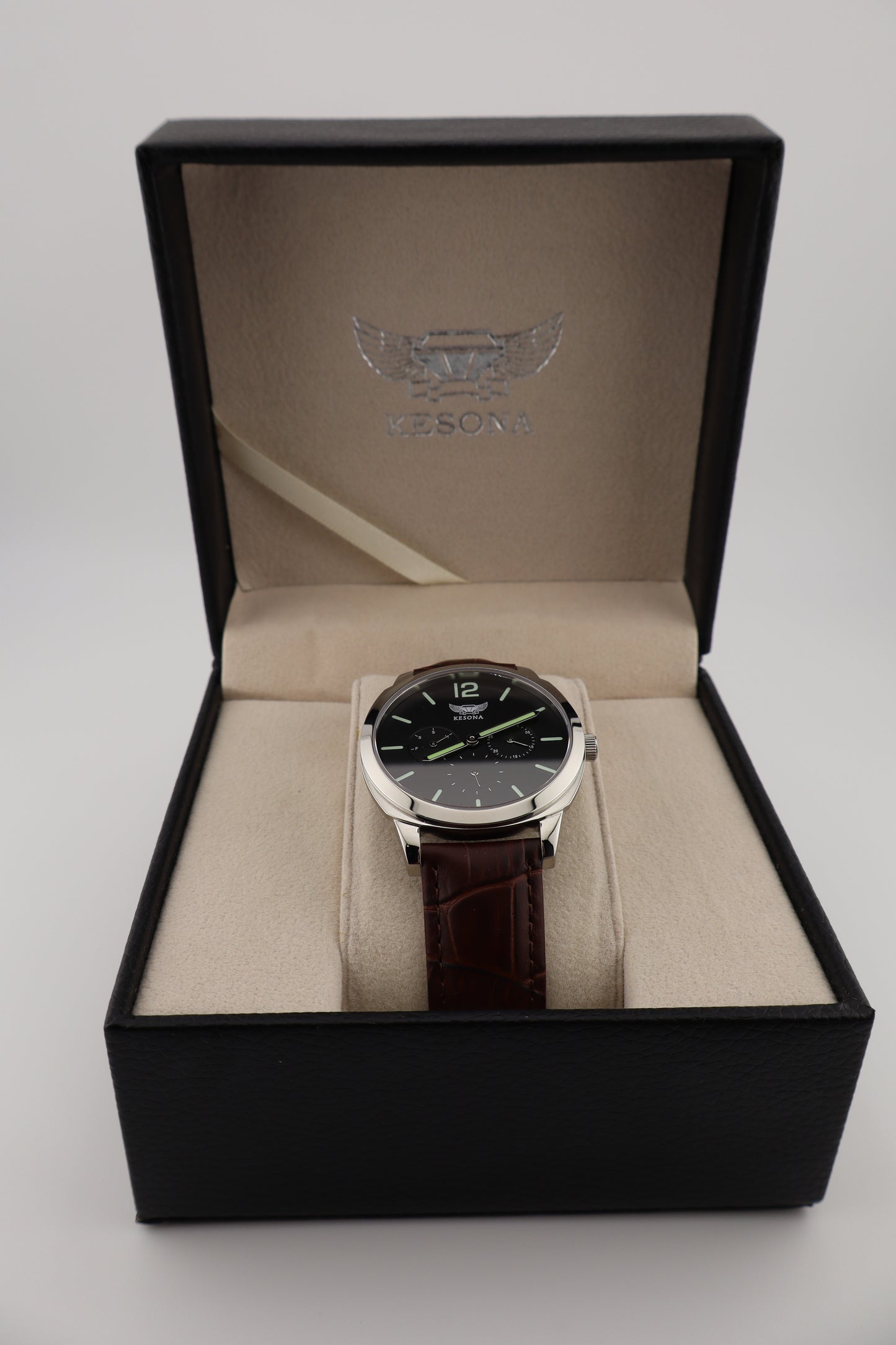 Kensona New Men's Quartz Watch w/ Box and Papers