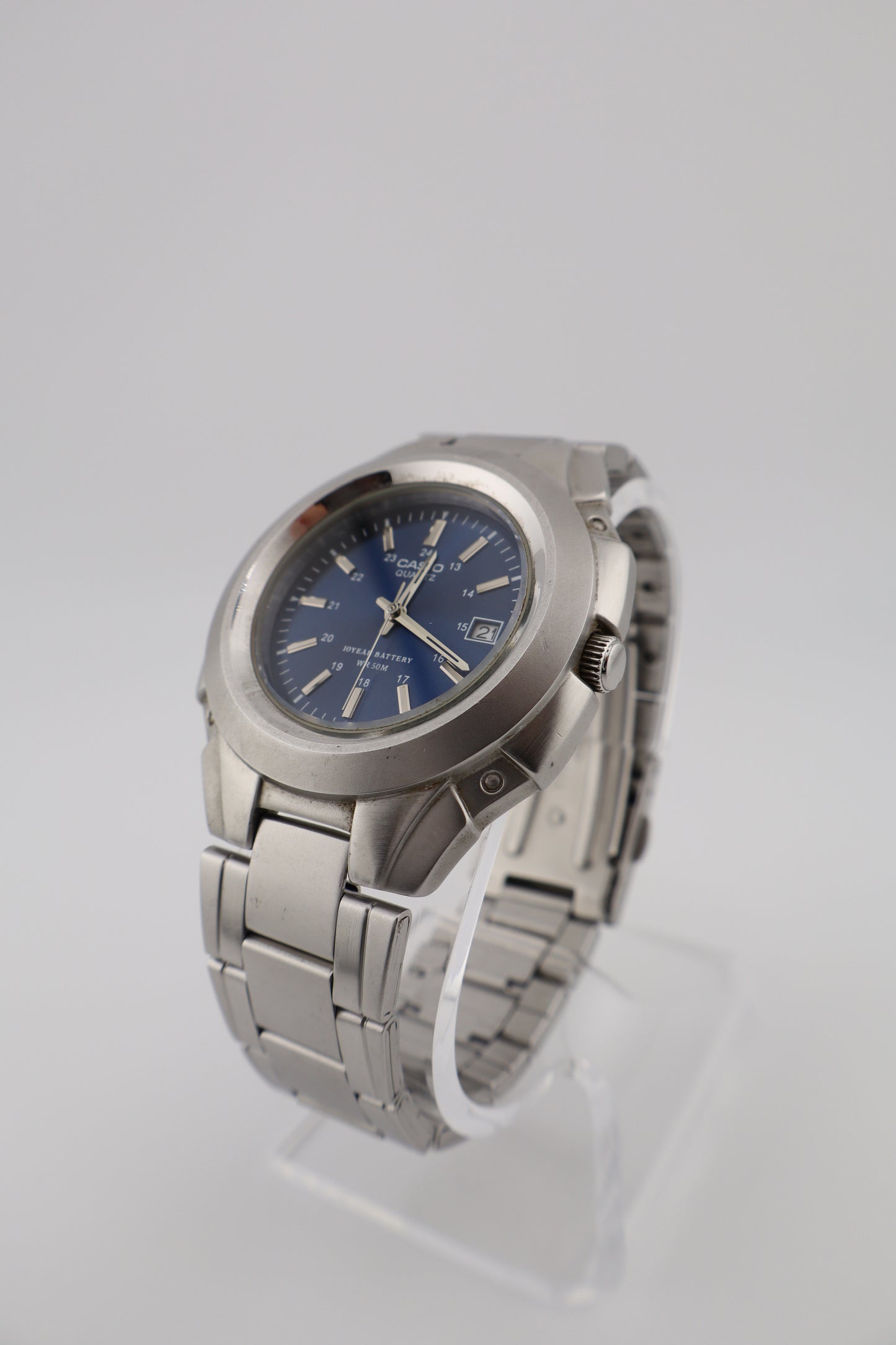 Casio MTP-3050 Quartz Stainless Steel Watch with Date Display