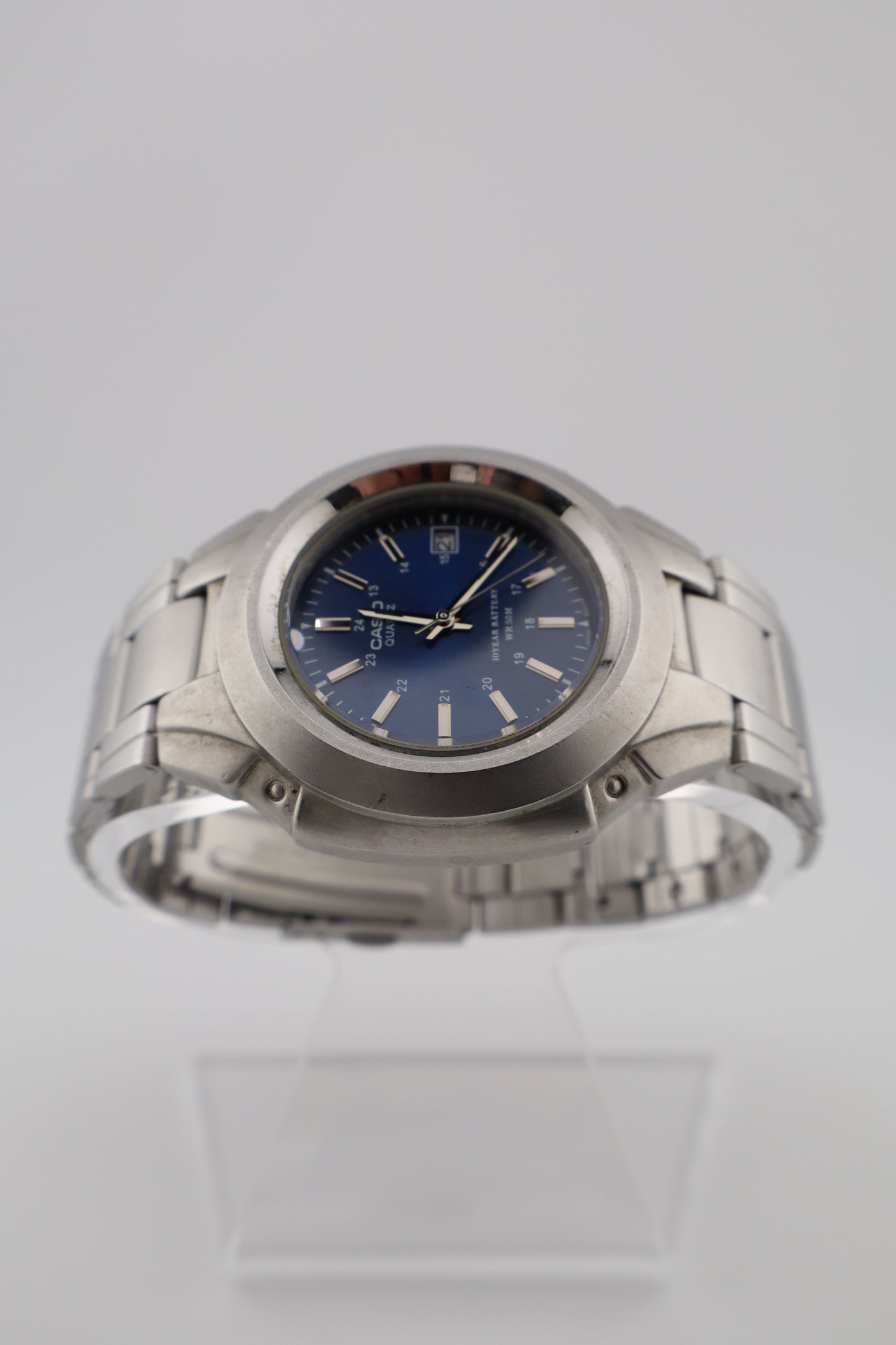 Casio MTP-3050 Quartz Stainless Steel Watch with Date Display
