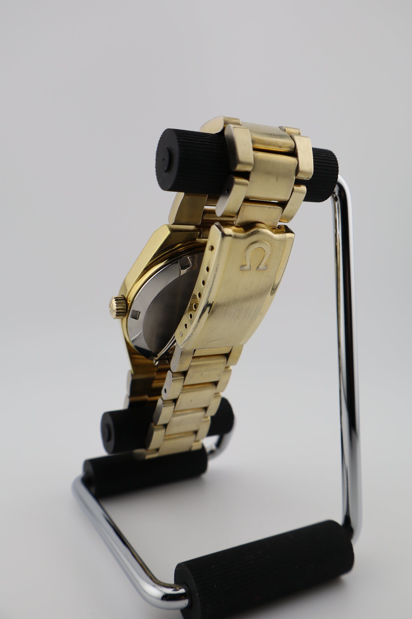 Vintage Omega Geneve 1972 Cal.1020 Gold Plated Men's Watch - Original 14KGF Bracelet