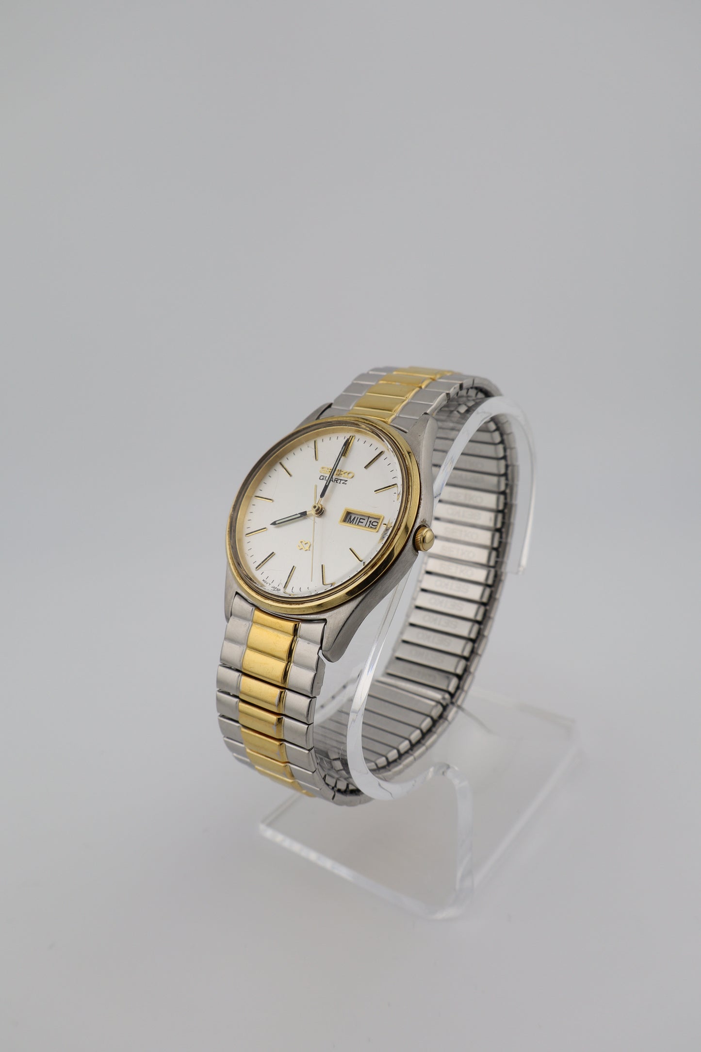 Vintage Seiko 1989 SQ Quartz Men's Date Date 5Y23-8049