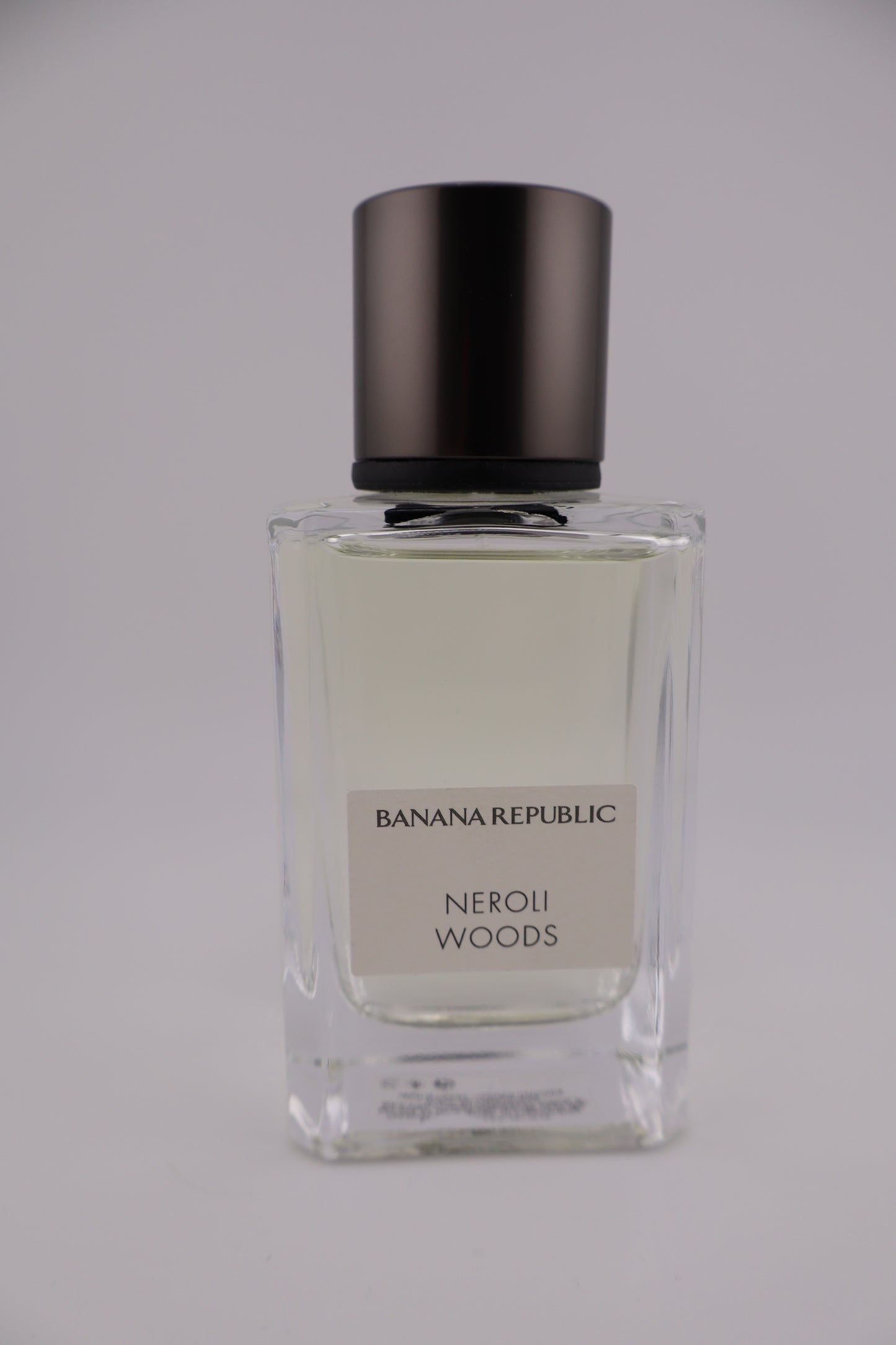 Banana Republic Neroli Woods Eau de Parfum – 2.5oz / 75ml (Men’s, Original Box, Lightly Used)