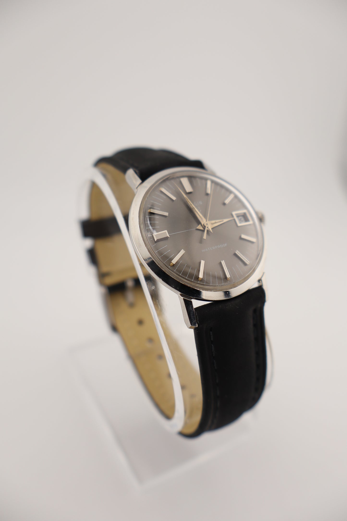 Vintage 1960's Elgin Charcoal Dial Manual-Wind Swiss Men's Watch