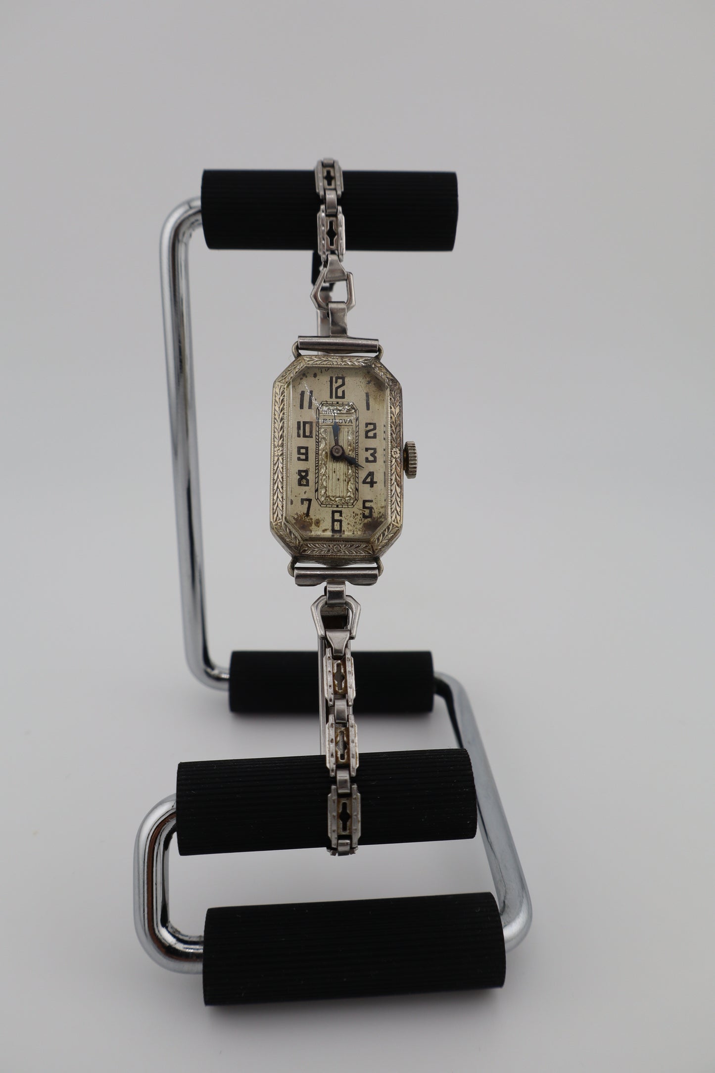Vintage 1920's Bulova Art Deco Manual-Wind Women's Watch - Original Bracelet
