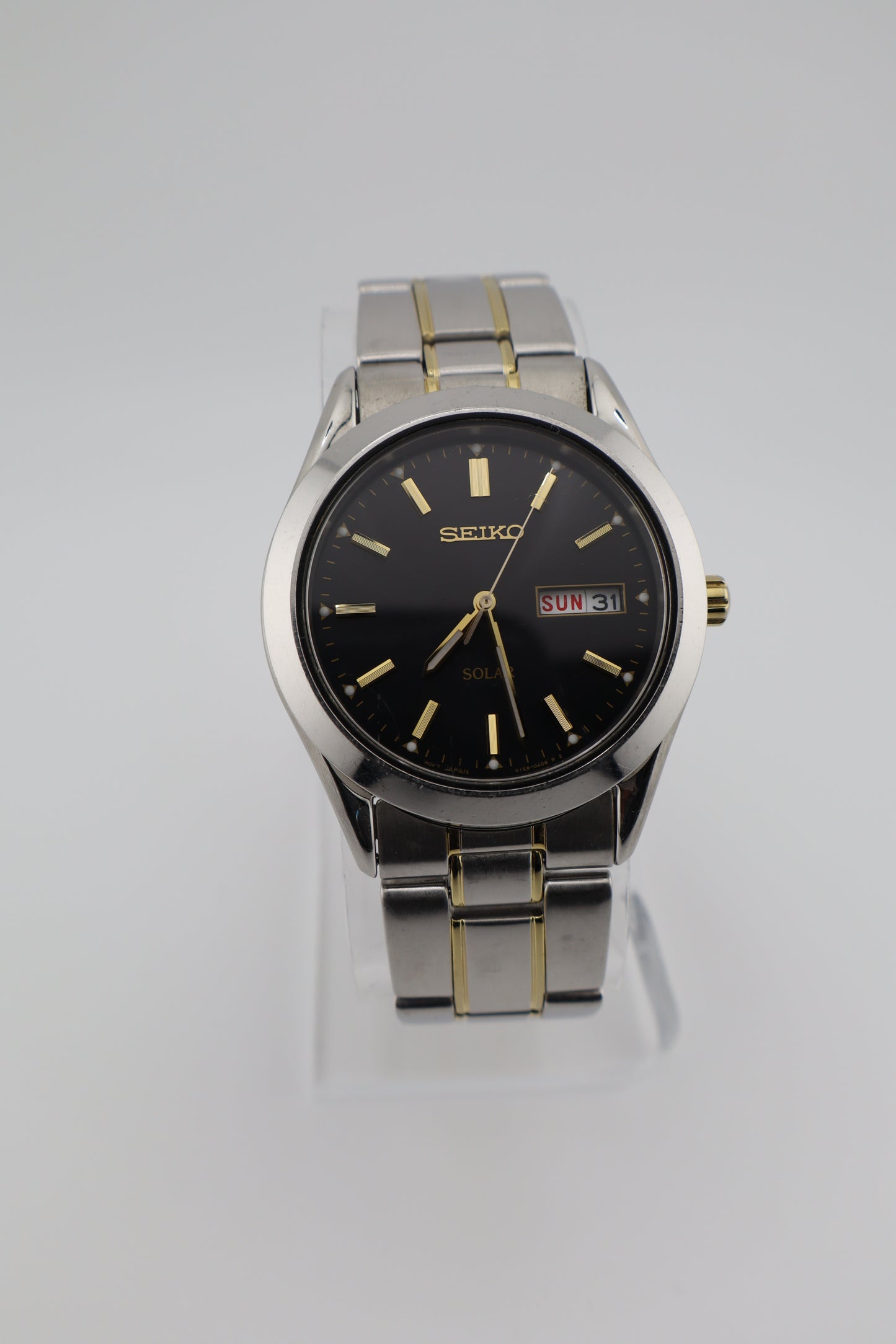 Seiko Solar 2017 SUR363 Two-Tone Men's Watch - Working Condition