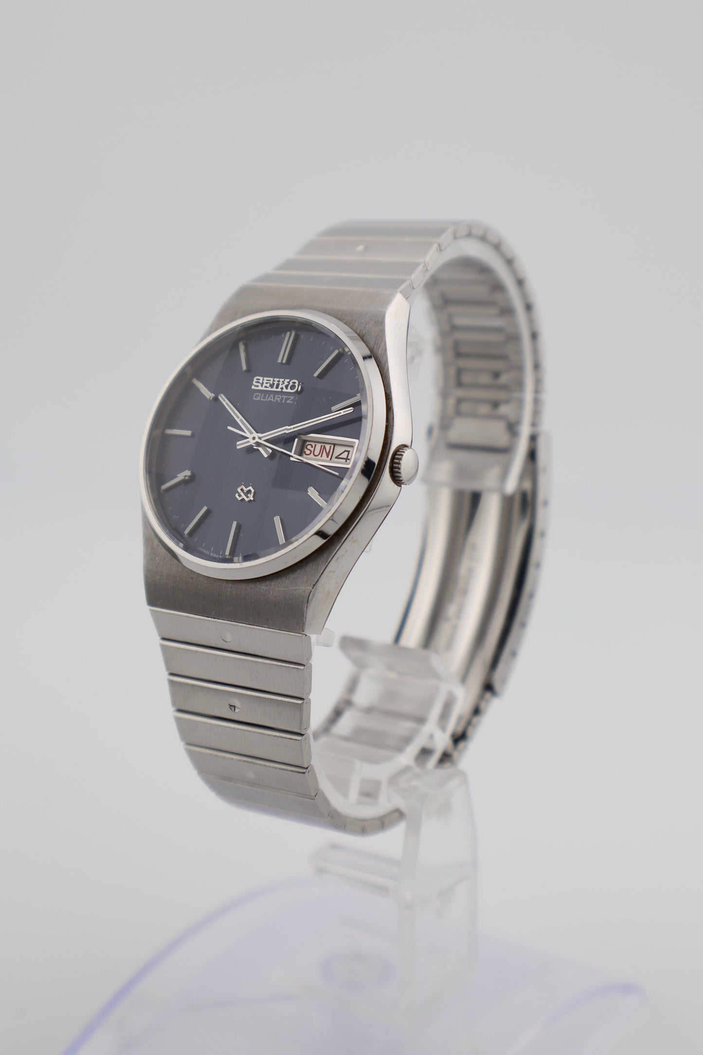 Vintage Seiko SQ 1984 Quartz 6923-7099 Day/Date Blue Dial Hex Crystal Full Set Box Papers Links