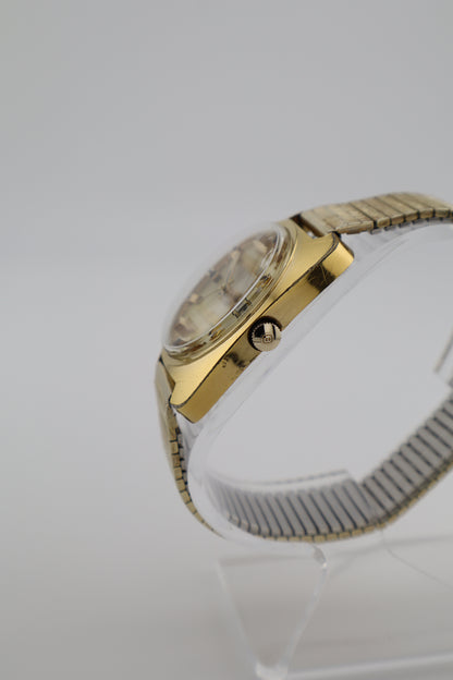 Vintage Benrus 1970's Day-Date 25 Jewel Automatic Men's Watch - Ref. 7135-350, Swiss, Cushion Case