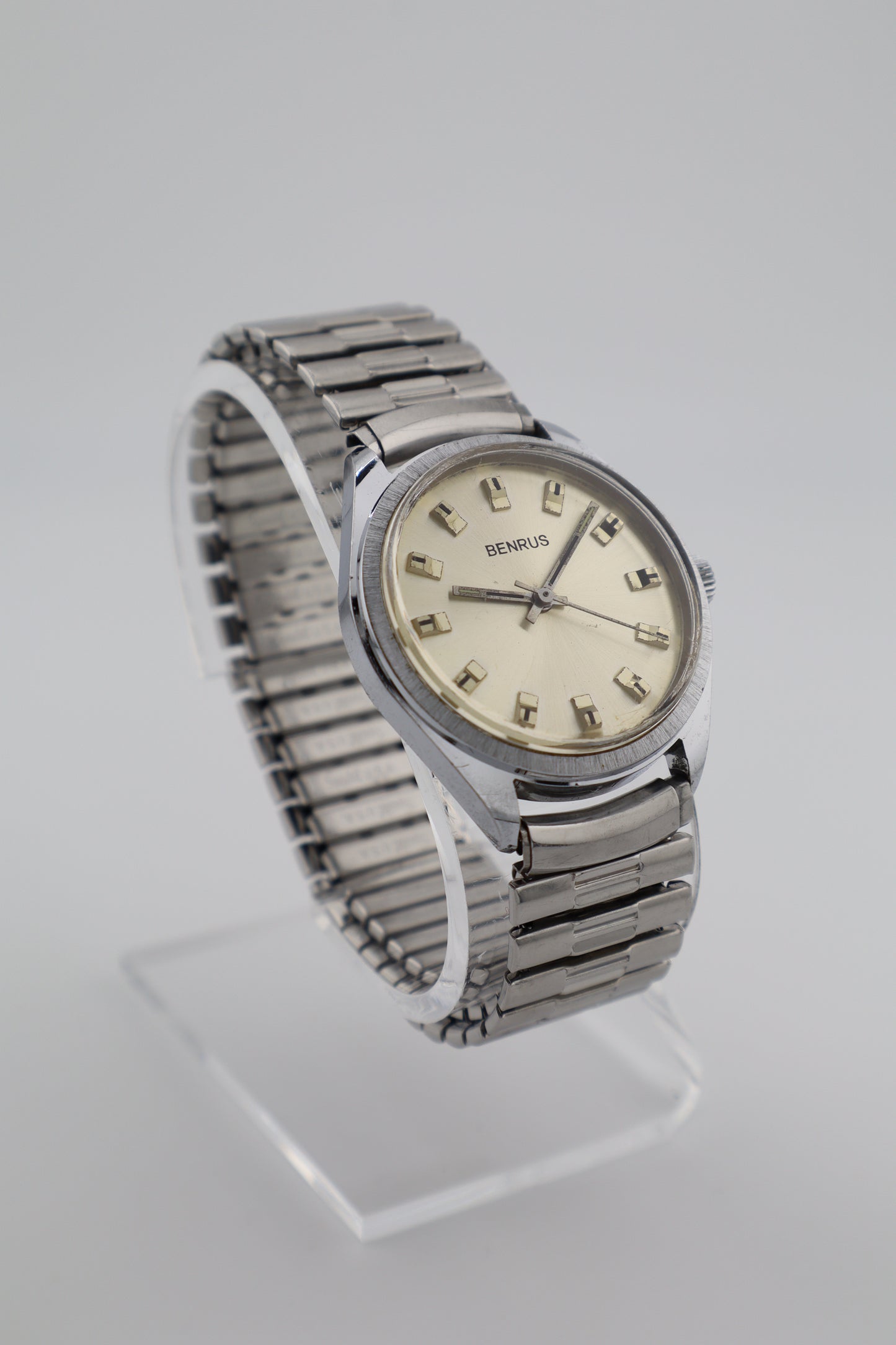 Vintage Benrus 1970's Classic Block Indices Manual-Wind Dress Men's Watch - Runs Well