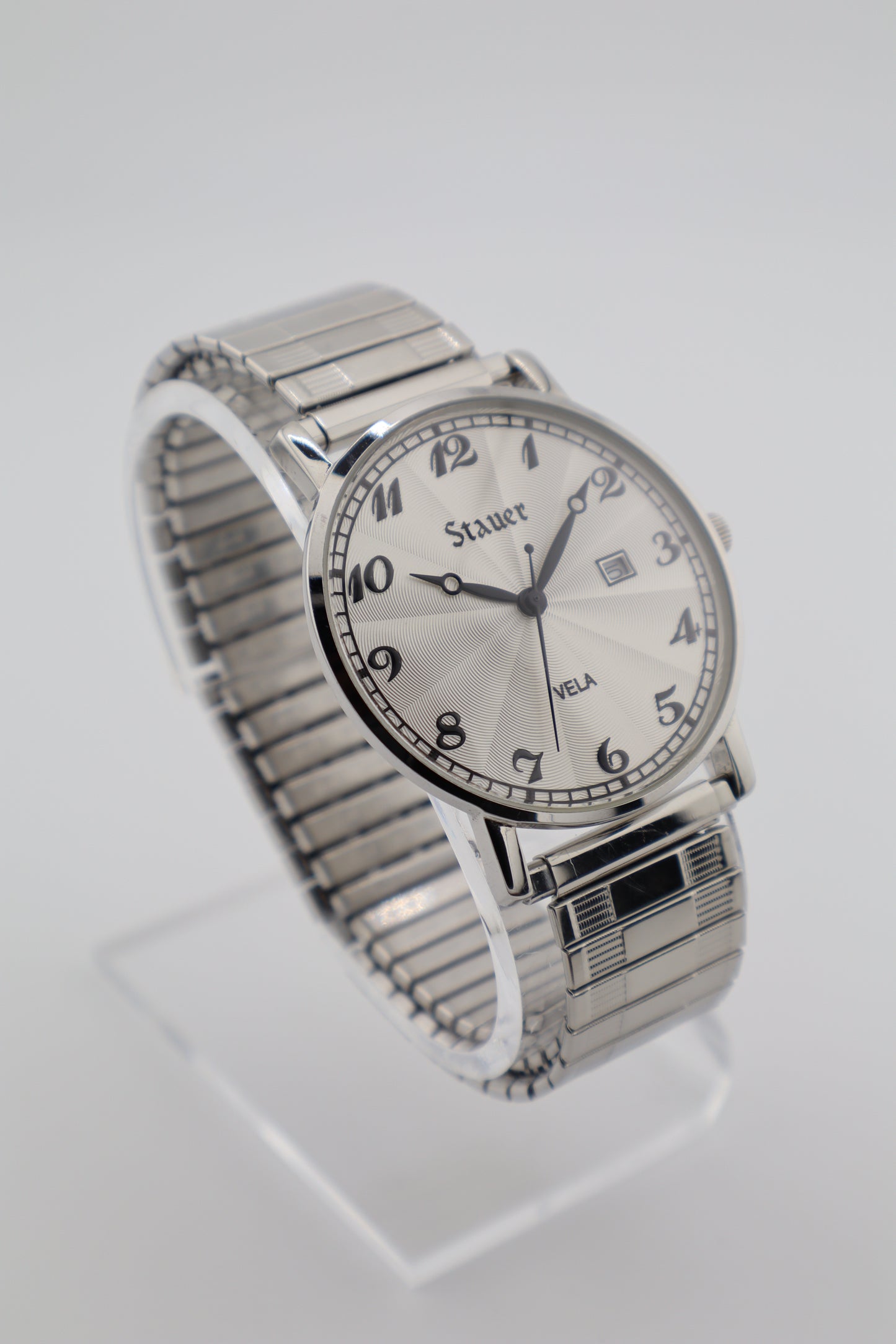 Stauer Vela Quartz Date 40mm Sunburst Dial Men's Watch