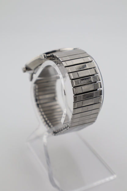 Stauer Vela Quartz Date 40mm Sunburst Dial Men's Watch